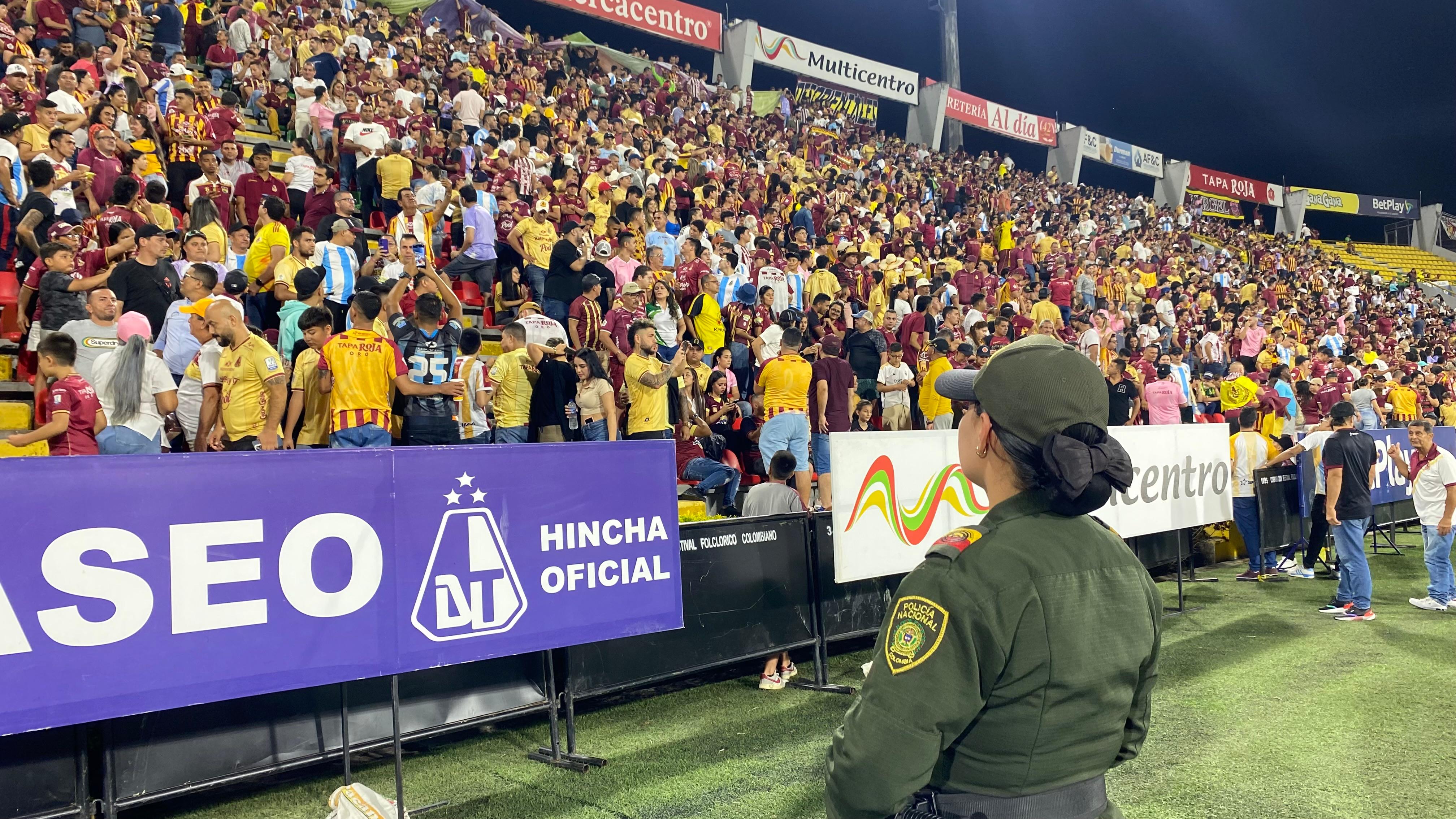 Prohíben venta de licor cerca al Murillo Toro durante el partido del Tolima