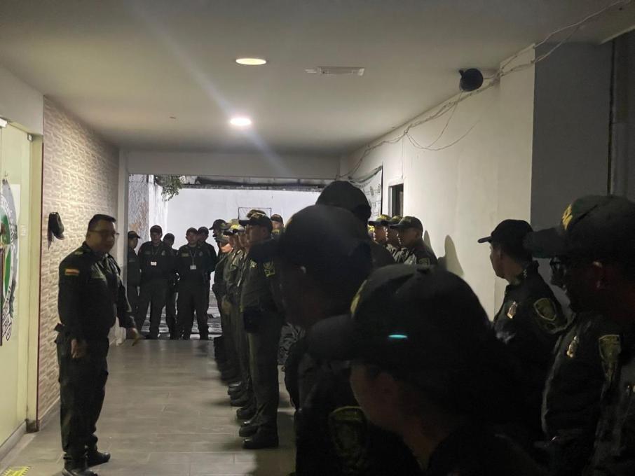 Policias