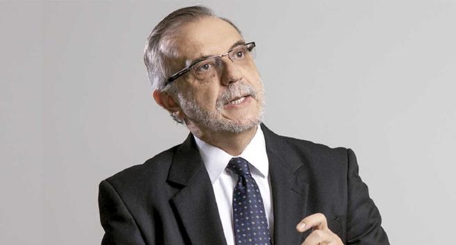 Iván Velásquez ministro de Defensa 
