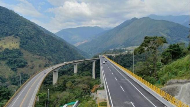 Hay deterioro en varios puentes de las carreteras colombianas.
