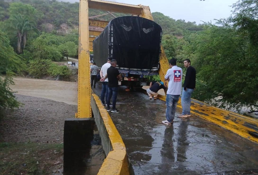 El vehículo habría presentado fallas mecánicas.