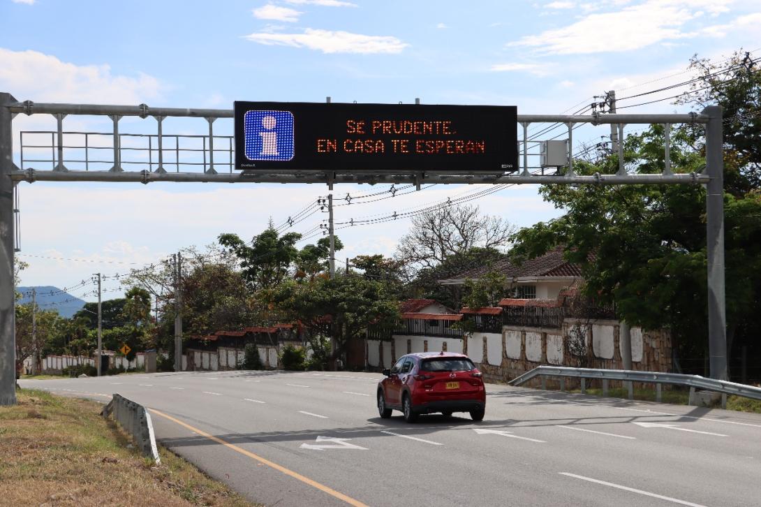 Cerca de 240 mil vehículos transitarán por la vía Bogotá–Girardot.