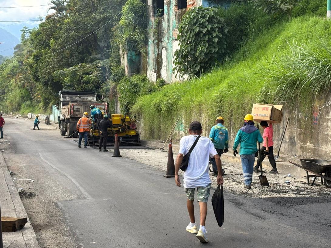 Obras de mejoramiento de la malla vial.