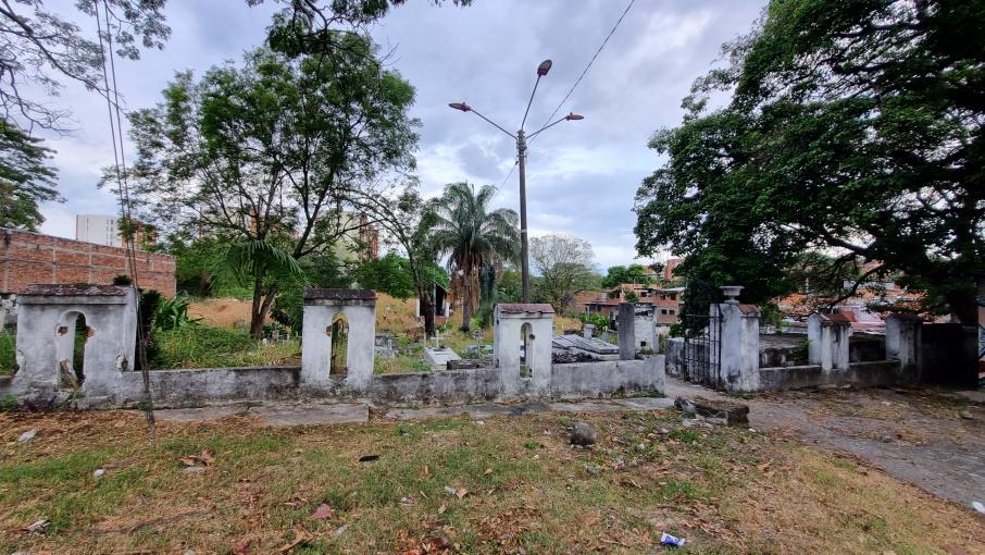 Cementerio salado