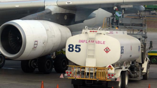 combustible-avion.jpg