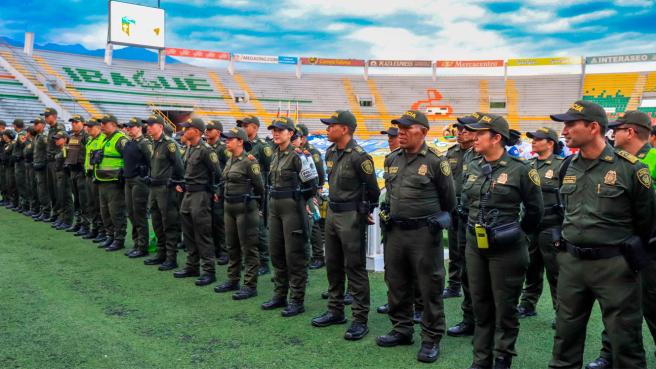 policias-estadio.jpg