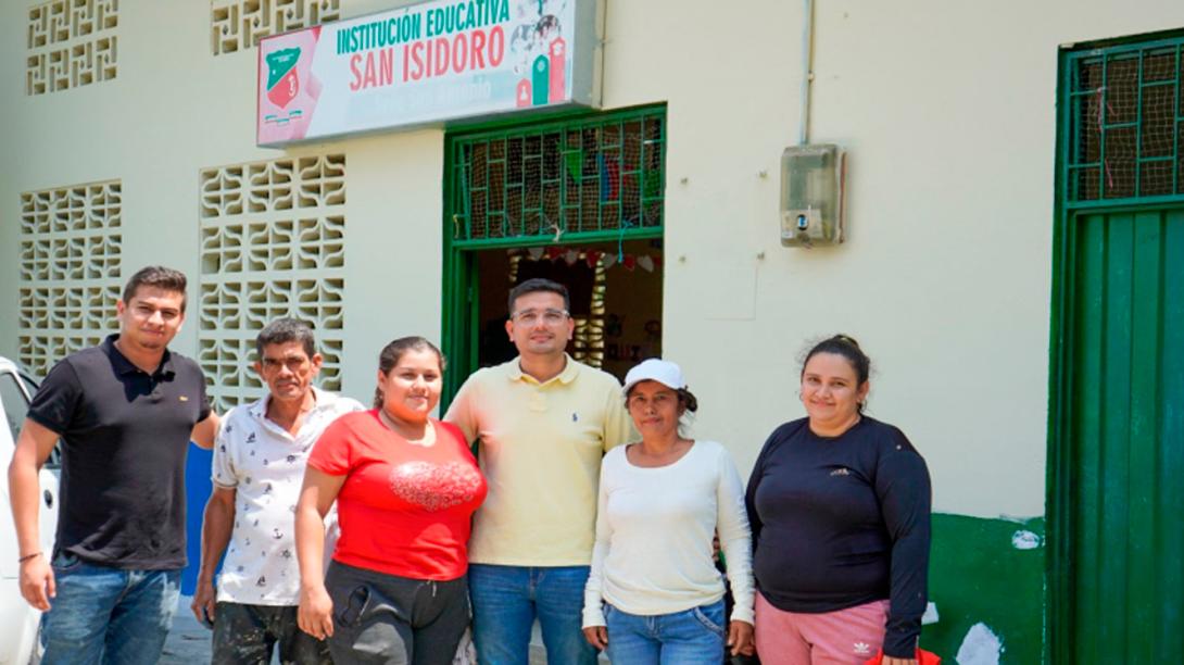 colegio-publico-el-espinal.jpg