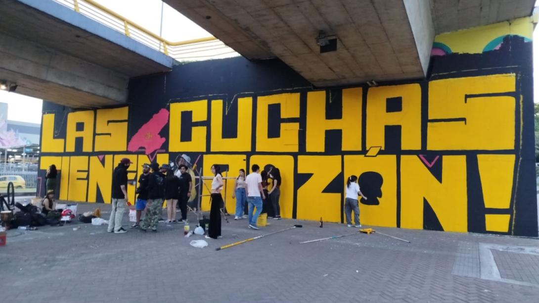 mural_las_cuchas_tienen_razon.jpg