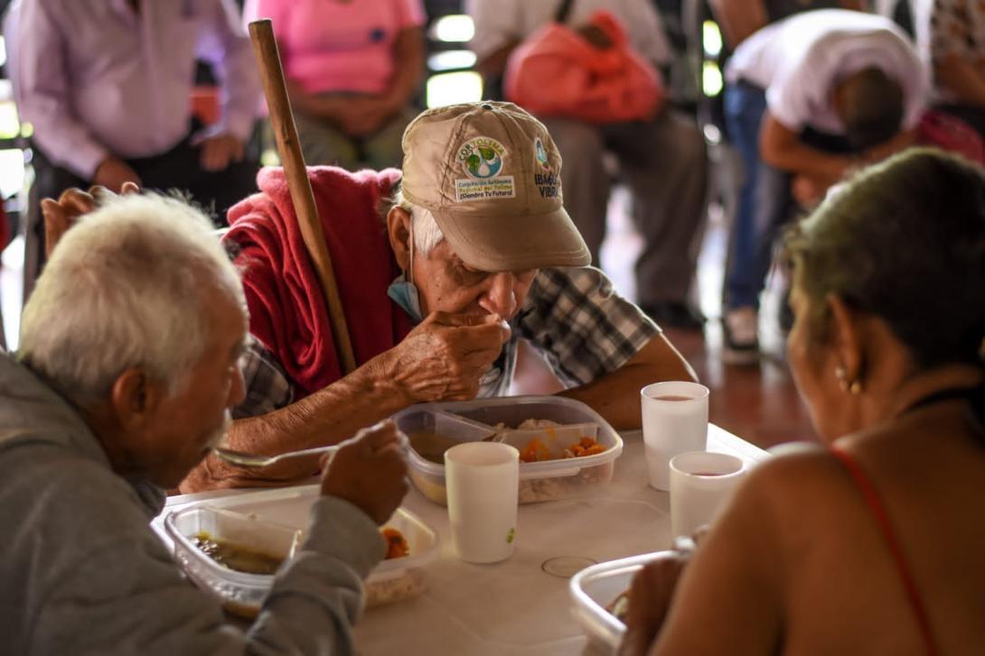 Comedores comunitarios