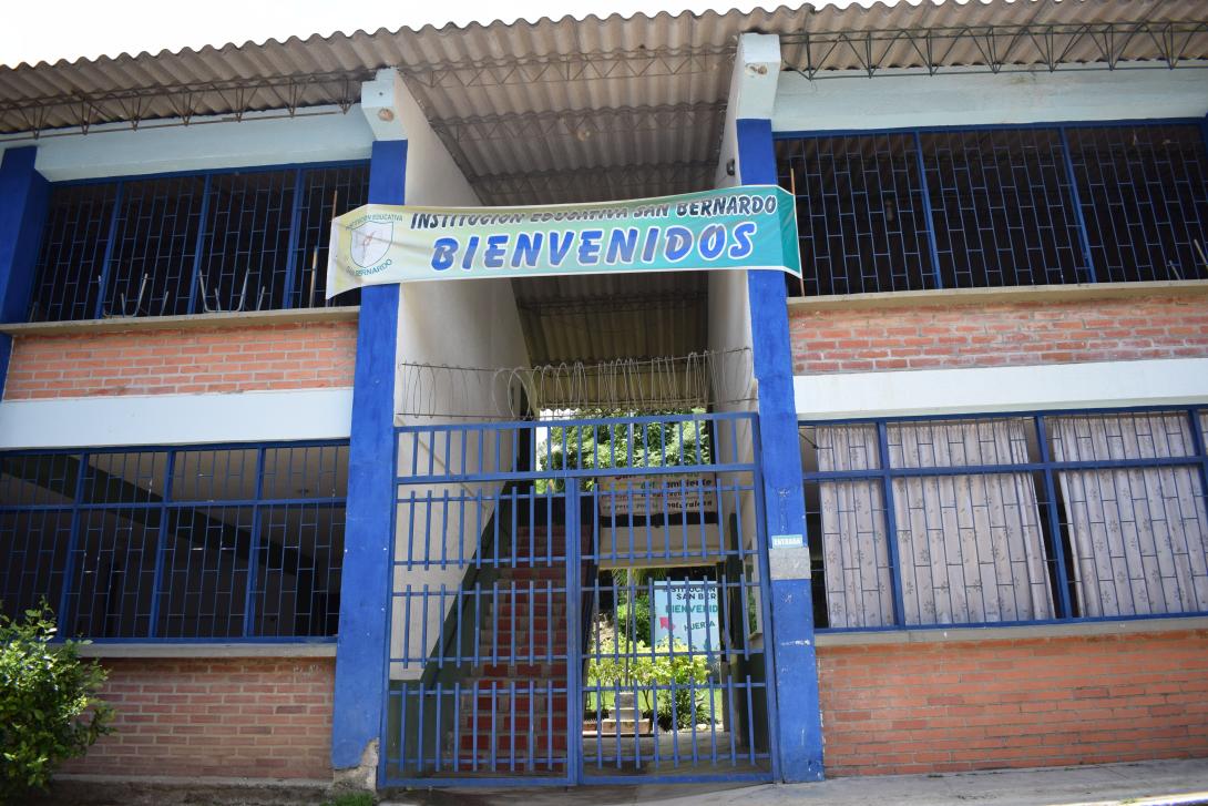 Fachada de la Institución Educativa San Bernardo